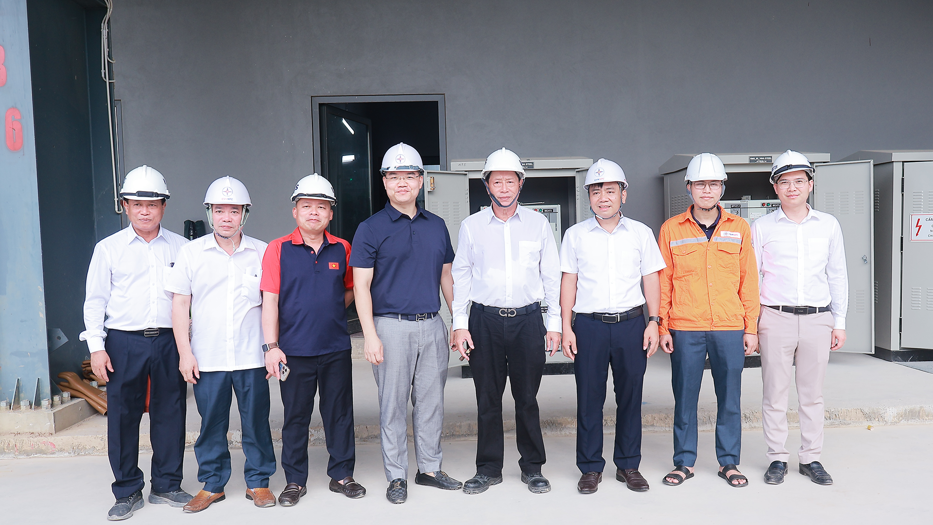 Vinasteel Tổ Chức Thành Công Lễ Đóng Điện Nhà Máy – Dấu Mốc Quan Trọng Trên Hành Trình Vận Hành Dự Án
