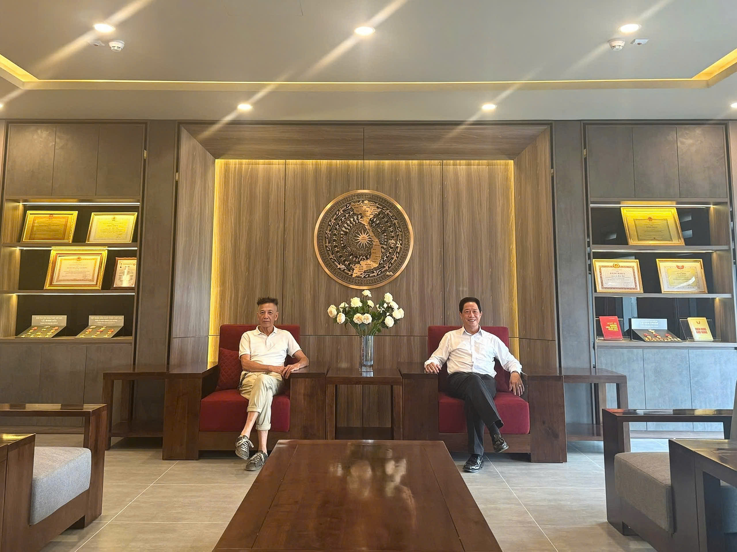 Kiến trúc sư Vũ Hoàng Hạc và dấu ấn đồng hành cùng ông Lê Minh Hải – Nguyên Chủ tịch HĐQT – TGĐ Tập đoàn Thép Việt Đức, Chủ tịch Công ty CP Thép Việt Nam Vinasteel
